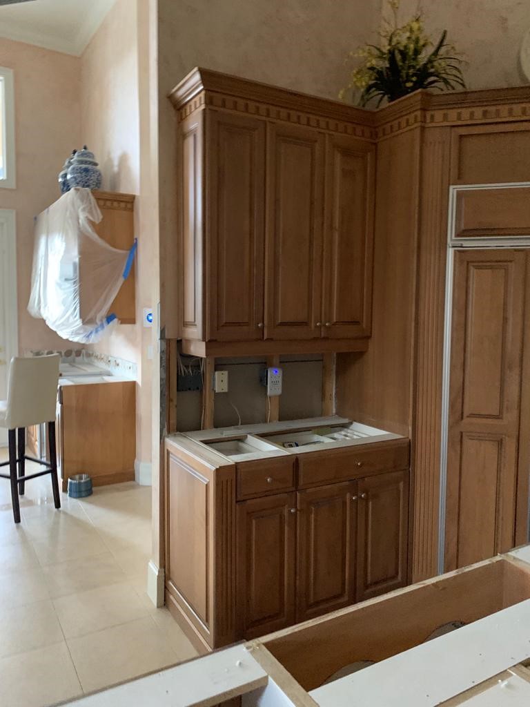 Cabinet Painter